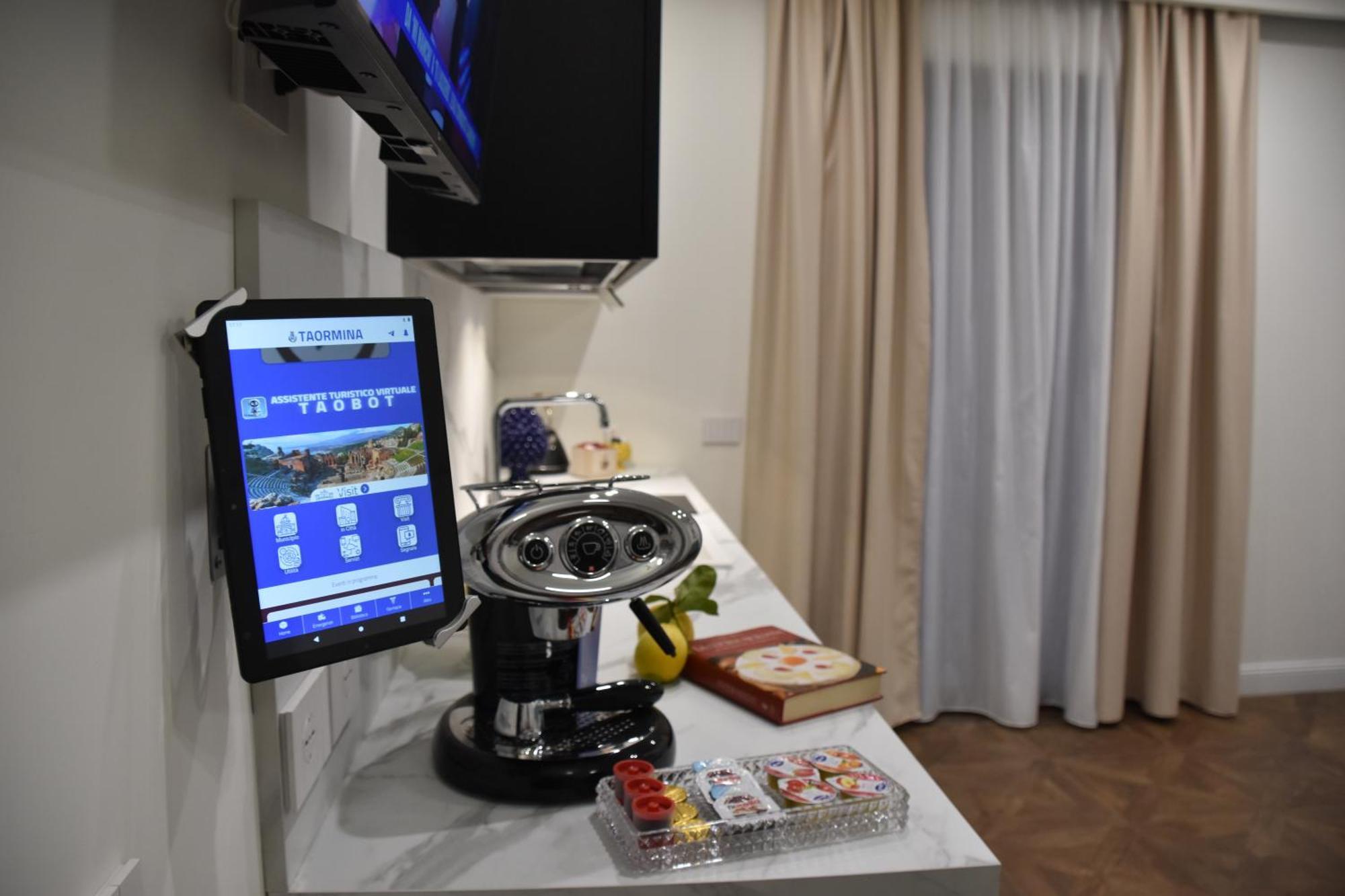 Gloden House Apartments Taormina Quarto foto
